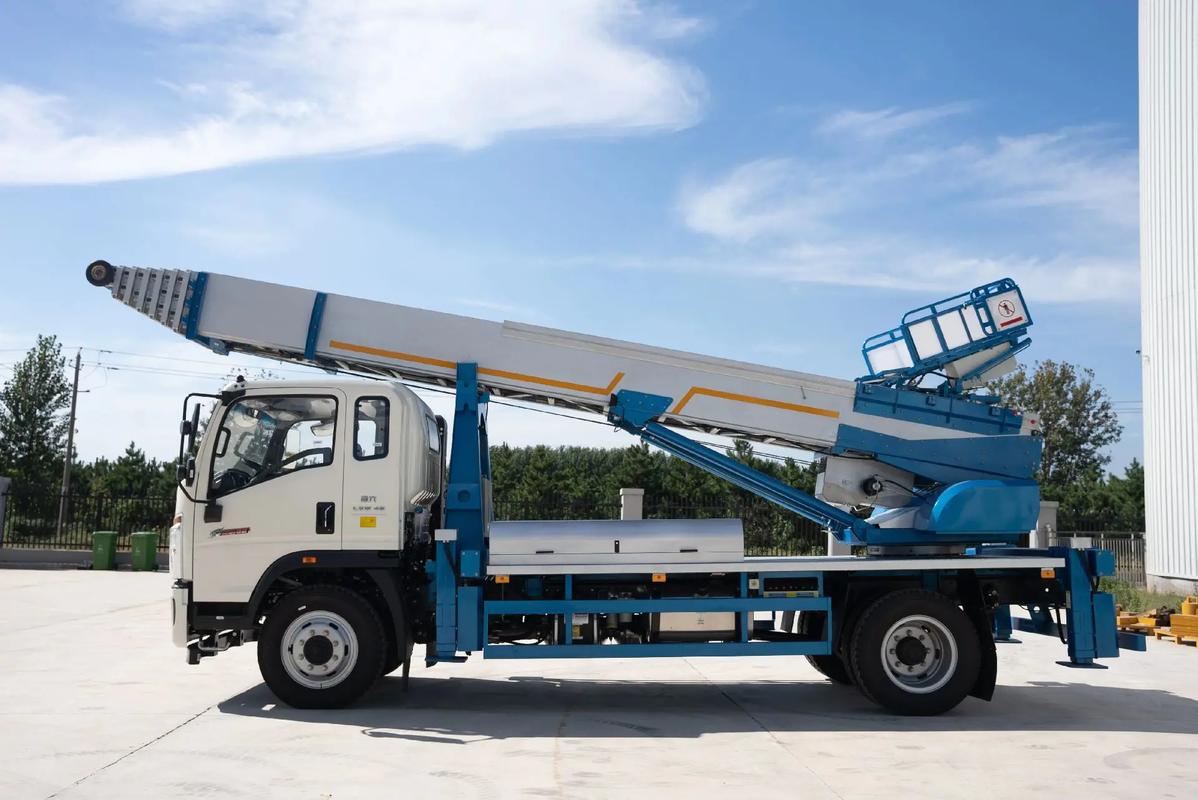 蔚县云梯上料车租赁费用