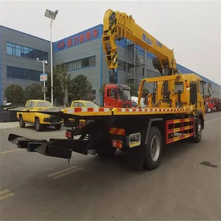 蔚县附近小随车吊出租电话，轻松解决搬运烦恼