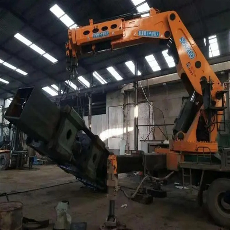 蔚县130吨折臂吊车出租吊机租赁附近电话